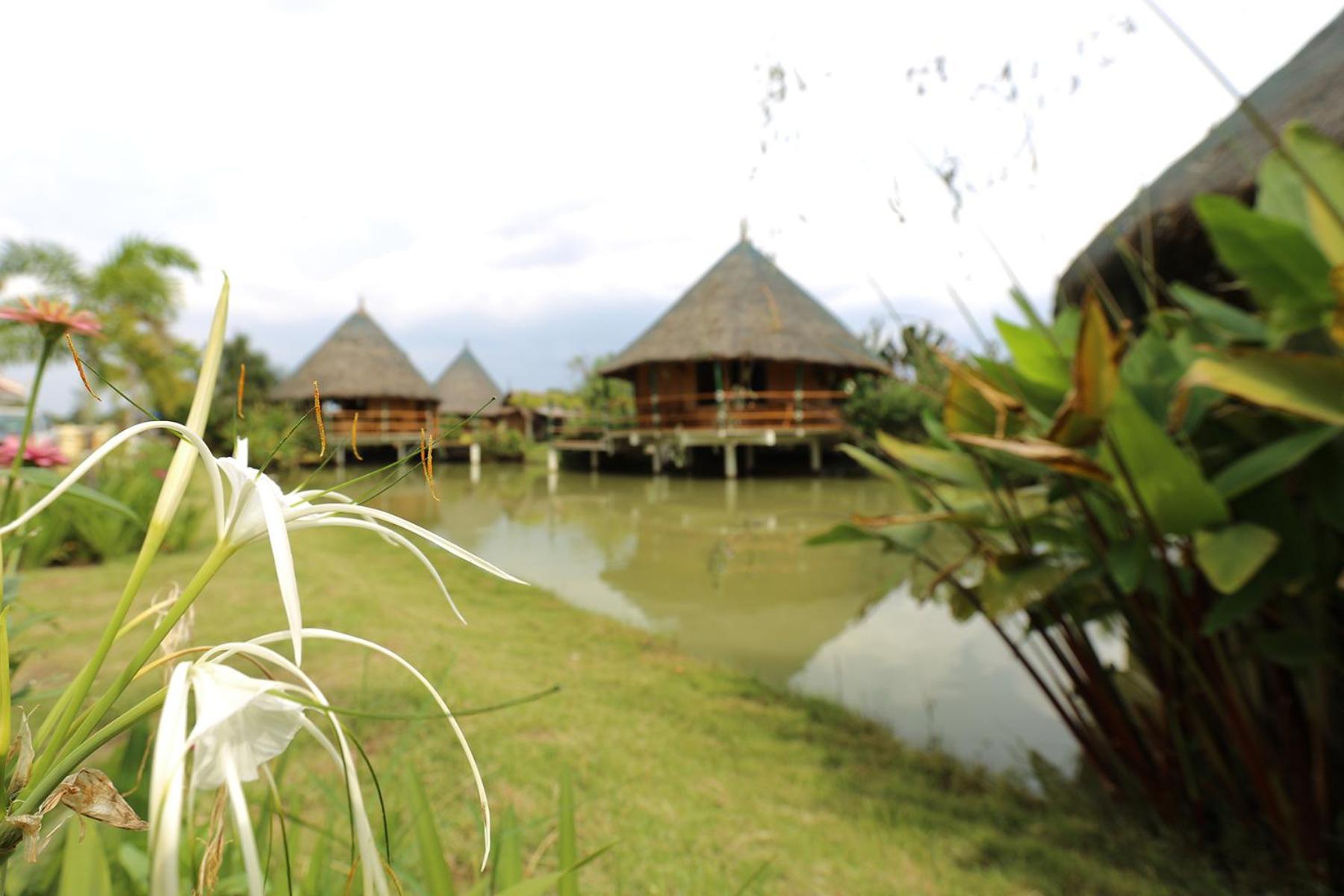 The Orchid Resort & Relax Mahaszarakham Szoba fotó